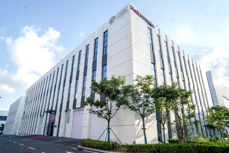 海骊碳陶瓷产品亮相长安汽车科技生态大会，新型加热材料引领健康出行